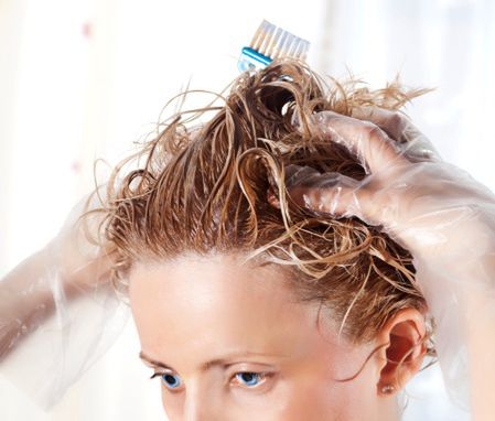 Dekoloryzacja włosów w warunkach domowych. 