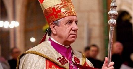 Arcybiskup oskarżany o tuszowanie pedofilii. Papież Franciszek wydał decyzję