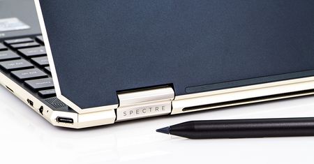 Idealnie w złoty środek? Testujemy złotego HP Spectre x360 14