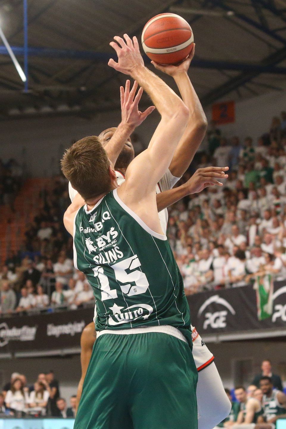 (Koszykarze PGE Startu Lublin pokazali moc w piątym, finałowym meczu ORLEN Basket Ligi z Legią Warszawa i są o krok od tytułu mistrza Polski)