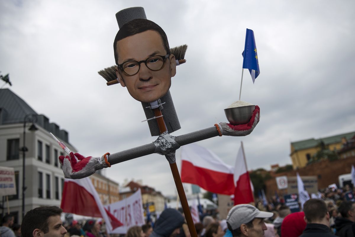 Парламентські вибори в Польщі: антиукраїнська "Конфедерація" втрачає підтримку - дані опитування