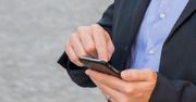 Policjanci ostrzegają przed oszustami podszywającymi się pod pracowników banku