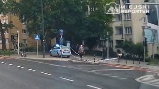Nożownik na rowerze zaatakował kobietę w Warszawie. Sprawca uciekł