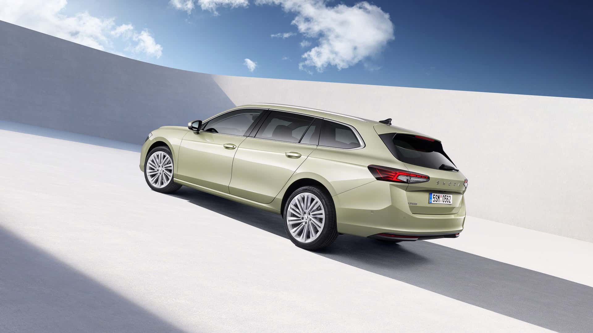 Nowa Škoda Superb