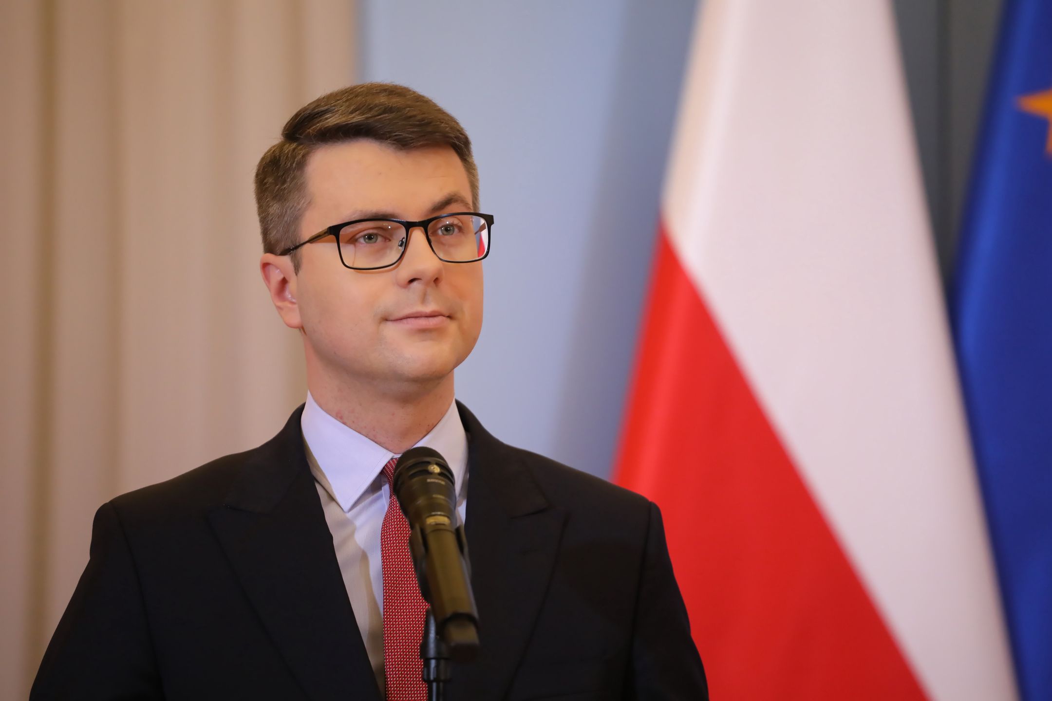 Co z obostrzeniami? Rzecznik rządu zdradza szczegóły
