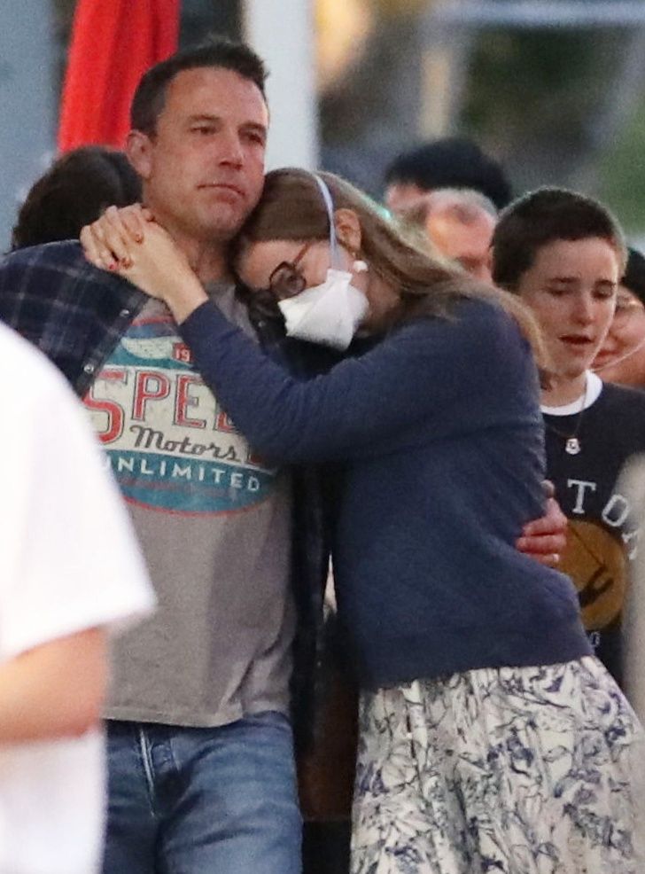 Ben Affleck z córkami na kolacji