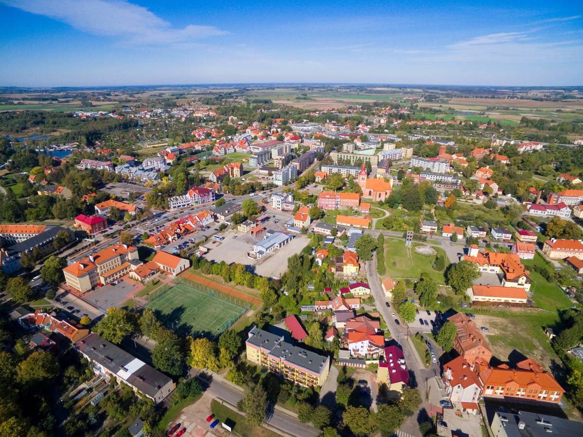 Węgorzewo: Zabytkowy dworzec odzyskuje dawny blask. Niesamowite efekty prac konserwatorskich