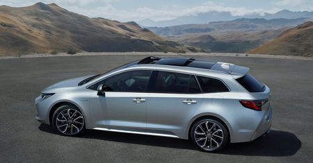 Nowa Corolla z nadwoziem kombi. Touring Sports imponuje mocą