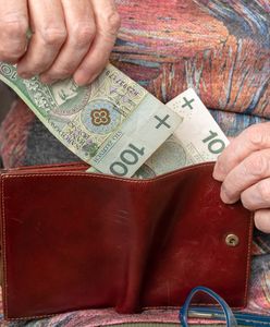 Zmiany w terminach wypłat emerytur w sierpniu. Skorzystają dwie grupy