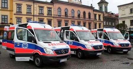 Pojazd uprzywilejowany - jak się zachować?