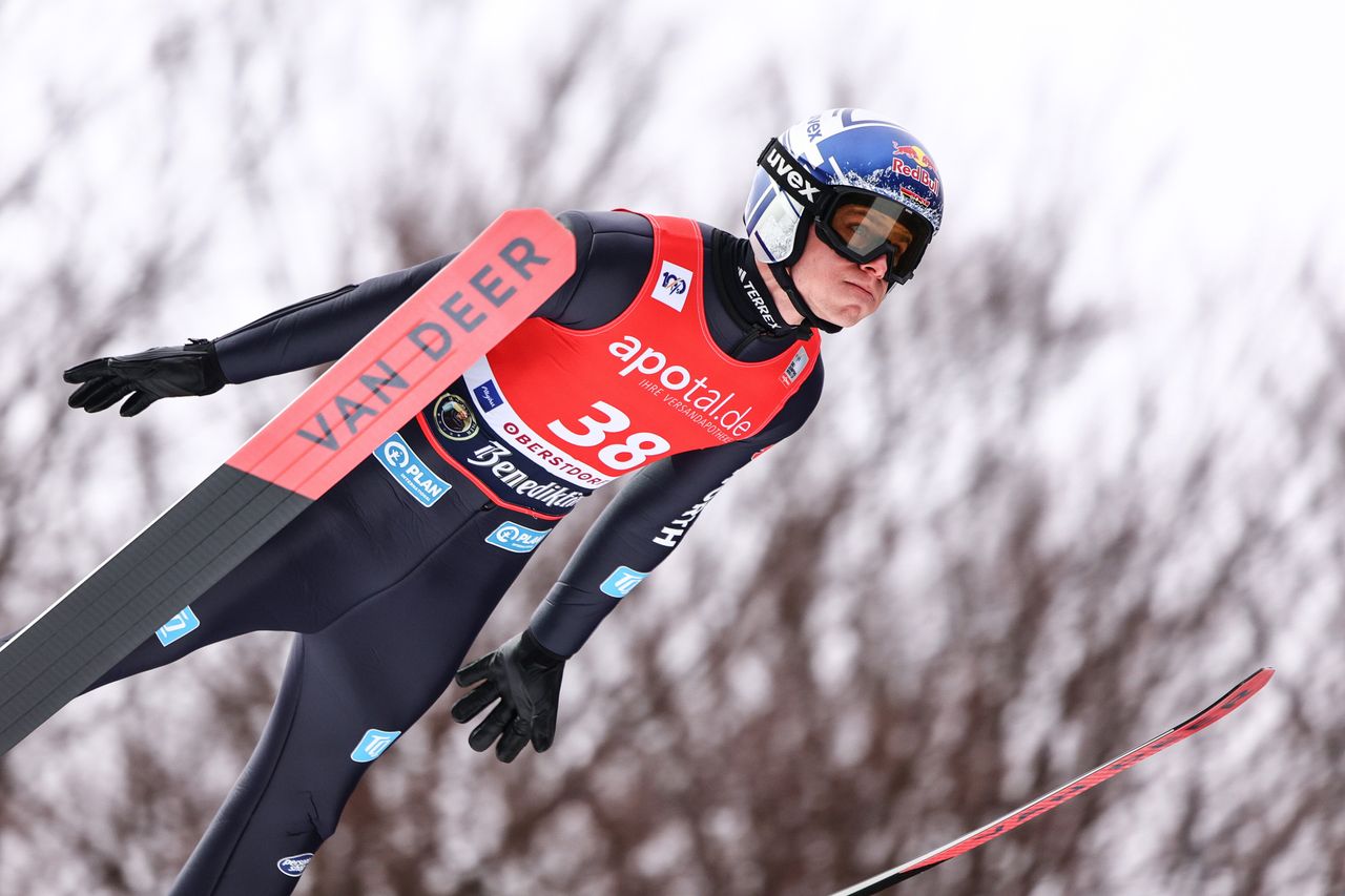 German hopes dashed: Zajc reigns as Geiger falters in Oberstdorf's World Cup ski jump