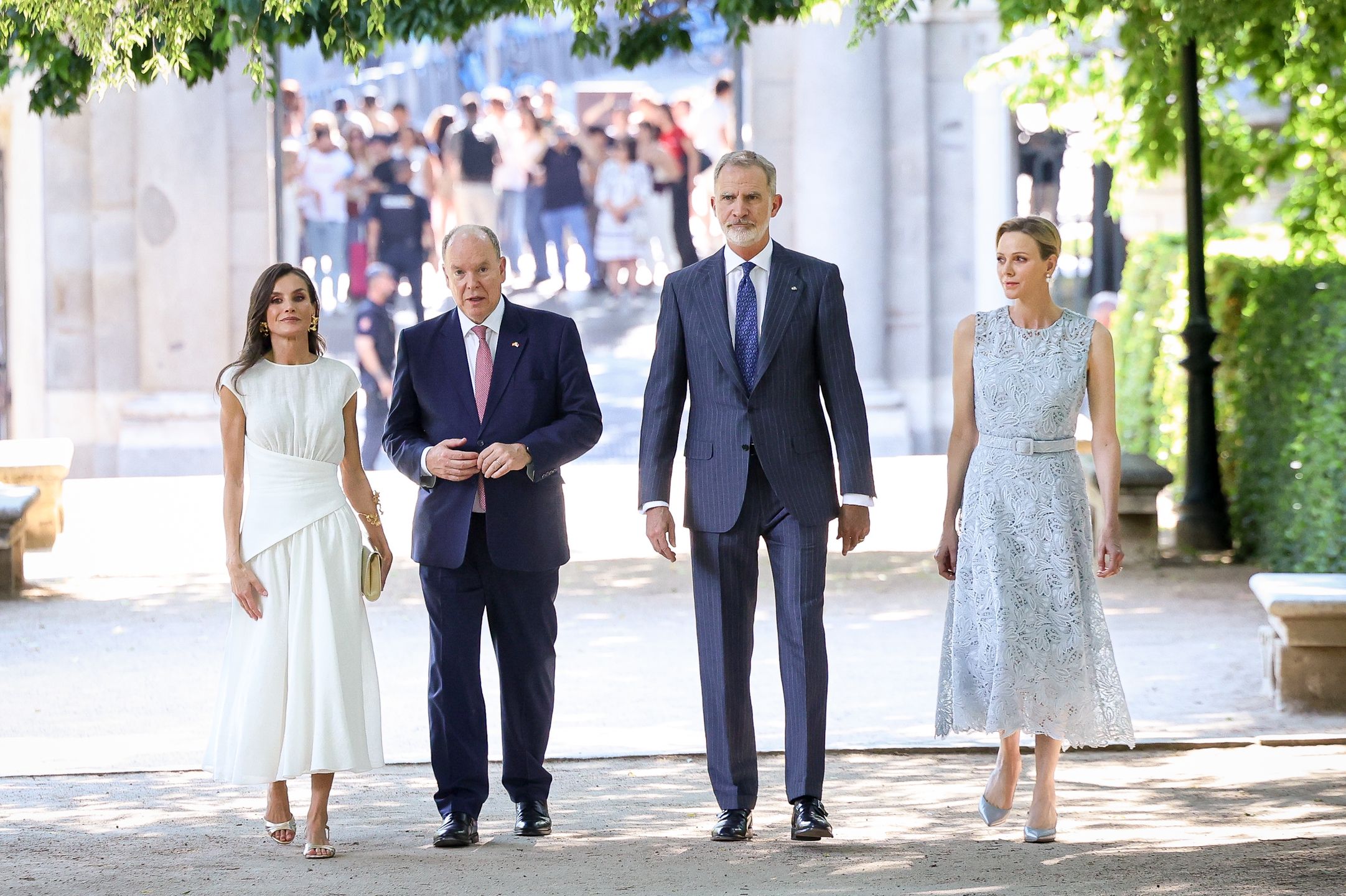 Królowa Letycja, książę Albert, król Filip VI i księżna Charlene