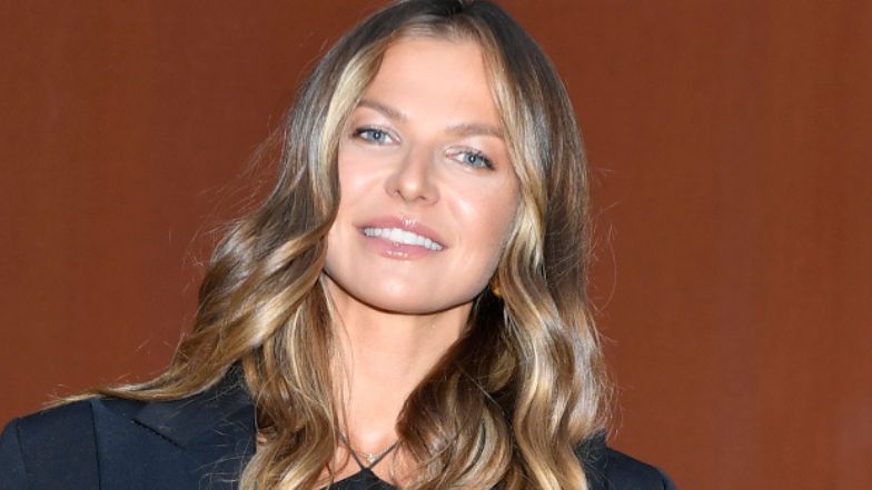 NATURALNA Anna Lewandowska stroi miny do selfie z Laurą (FOTO)