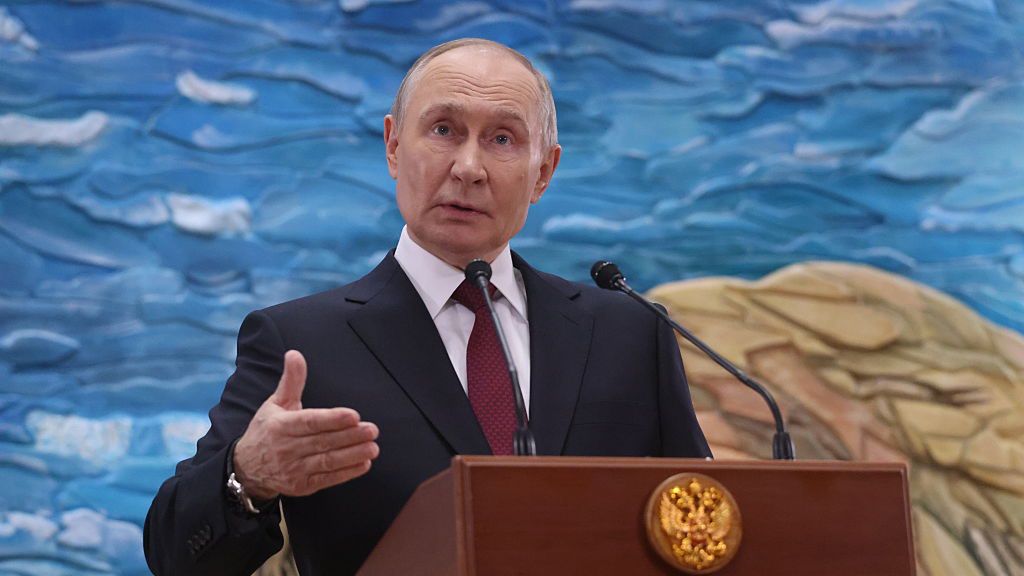 Putin podpisał dekret o bezwizowym ruchu dla obywateli Chin 