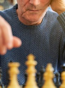 The activity that keeps the brain young. A good hobby for seniors