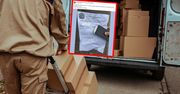 Wrócił po 15 minutach. Kurier dostrzegł karteczkę. "Do zobaczenia"
