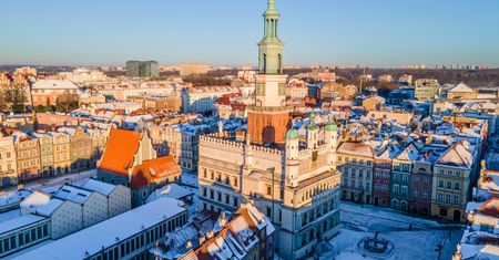 W końcu dobra wiadomość. Ci ekonomiści właśnie podwyższyli prognozy PKB dla Polski