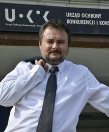 Prezes UOKiK o produktach AXA. Marek Niechciał staje po stronie konsumentów