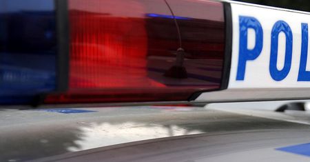 Napad pod bankiem w Warszawie. Świadek: Konwojent strzelił siedem razy