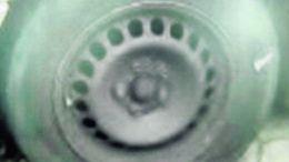 Przebite opony w samochodzie jednego z kierowców iCara