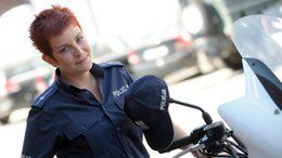 Nowe mundury wyglądają nowoczesne, ale są drogie i wadliwe