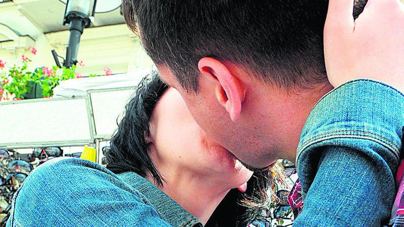 Pan Piotr liczył, że internet pomoże mu znaleźć miłość