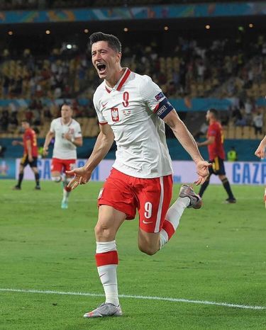 Robert Lewandowski - Euro 2020: strzelił gola z Hiszpanią