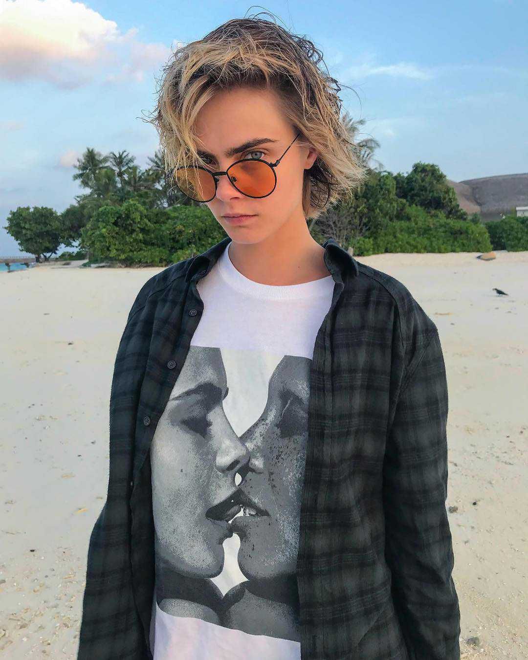 Cara Delevingne - Instagram
