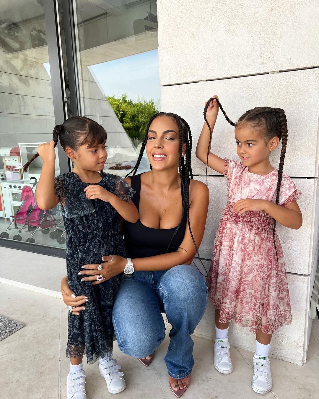 Georgina Rodriguez z córkami
