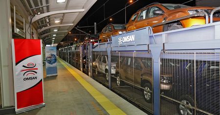 Firma OMSAN Lojistik, jako pierwsza na świecie przetransportowała pod morzem samochody koleją Marmaray