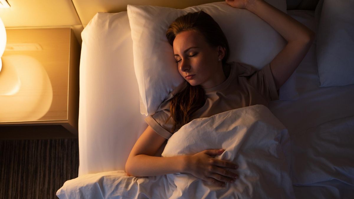 O której godzinie najzdrowiej zasypiać? Naukowcy znaleźli optymalne "okno snu"