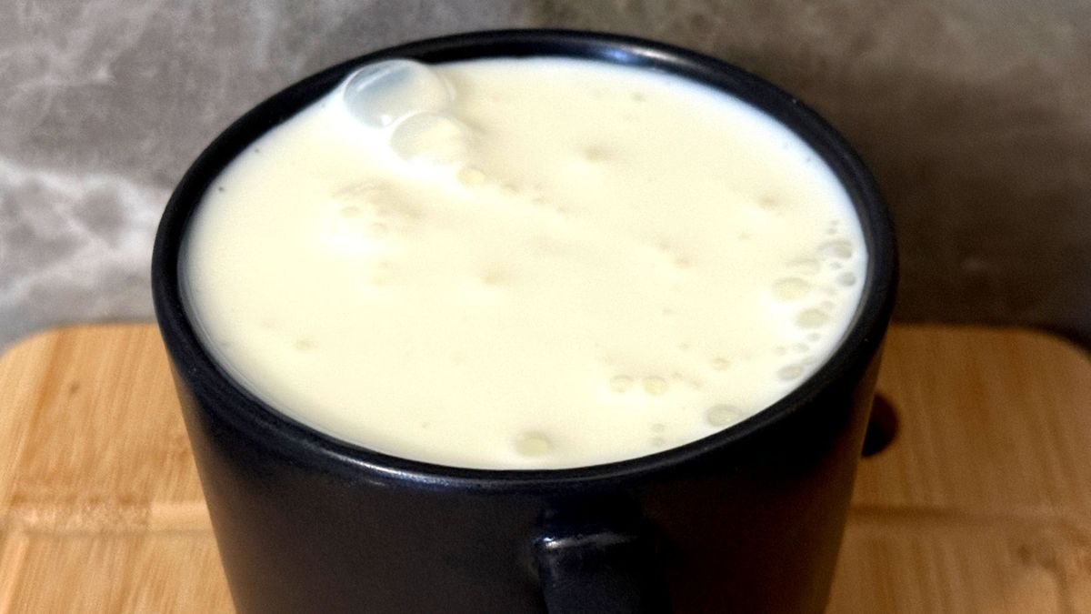 Kefir wspiera mikroflorę jelitową w czasie nocnej regeneracji.
