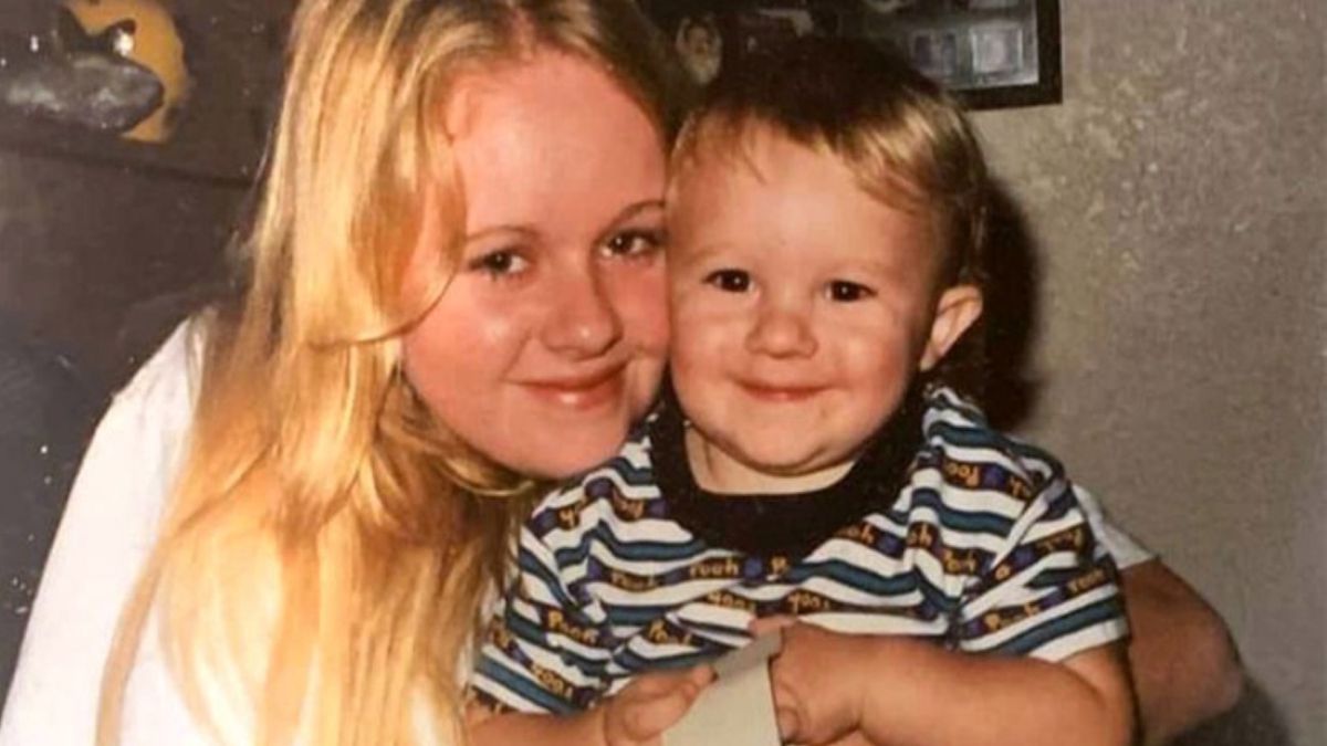 W chwili swojego zaginięcia Angela Mack Cox miała zaledwie 20 lat, a jej synek – 4. Spotkał ich straszny los 