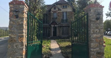 Rząd kupi dom Marii Skłodowskiej-Curie? Premier: zleciłem pilne działania