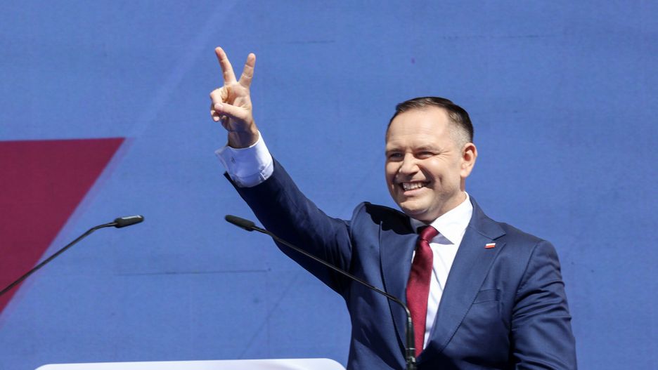 Błędy w komisjach wyborczych. Ekspert: Nawrocki mógł stracić więcej głosów