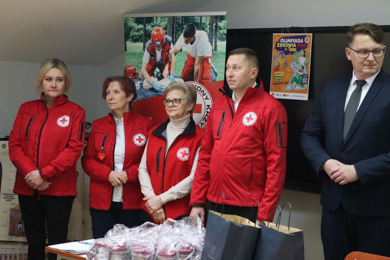 Wilczyska: Podstawówka z Wilczysk i ZST w Gorlicach będą mieli swoich reprezentantów w kolejnym etapie Olimpiady Zdrowia PCK i Biedronki