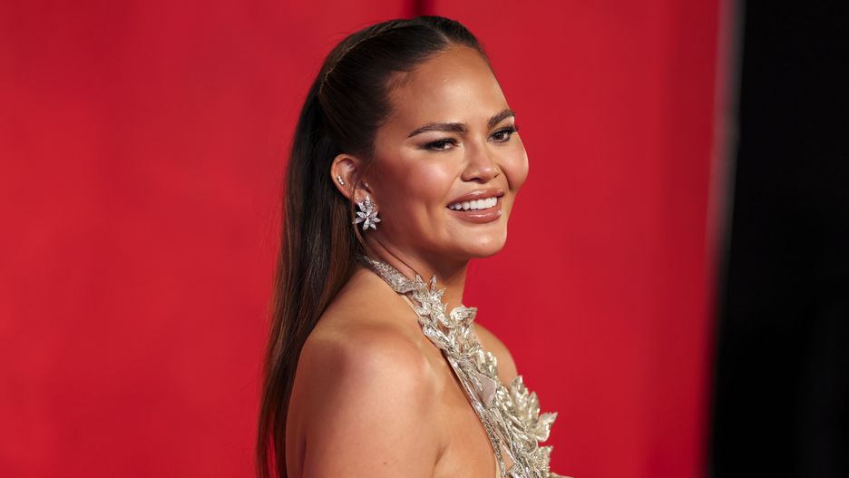 2024 Vanity Fair Oscar Party - Arrivals
Chrissy Teigen at the 2024 Vanity Fair Oscar Party held at the Wallis Annenberg Center for the Performing Arts on March 10, 2024 in Beverly Hills, California. (Photo by Christopher Polk/Variety via Getty Images)
Christopher Polk
pmcarc, party, entertainment, oscars, arrives, red carpet, step and repeat, topics, bestof, topix