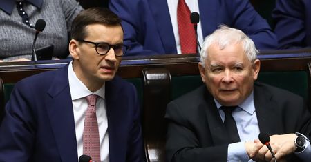 W PiS chcą wymienić premiera? "Kaczyński serdecznie podziękuje Morawieckiemu"