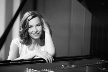 Zmarła ceniona pianistka. Była wykładowczynią na Uniwersytecie Rzeszowskim