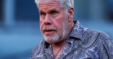 Ron Perlman nie odpuszcza. Wciąż chce nakręcić "Hellboya 3" z Guillermo del Toro