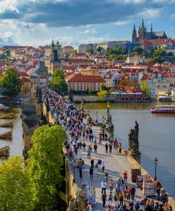 Czesi jeszcze dalej od religii. Dramatyczny spadek liczby katolików