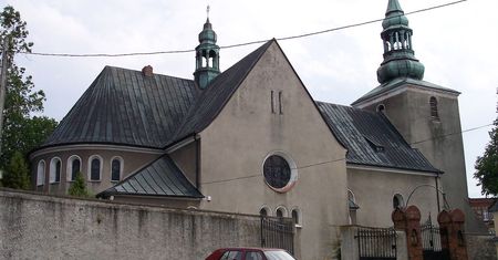 Ksiądz zamienił parafię w biznes. "Pieniądze za każdą posługę"