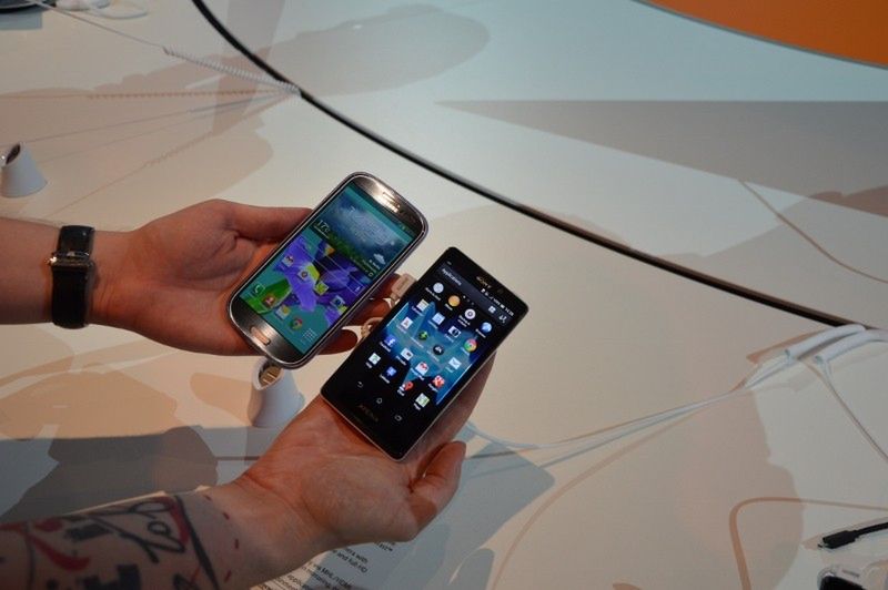 Sony Xperia T vs Galaxy S III(fot. własne)