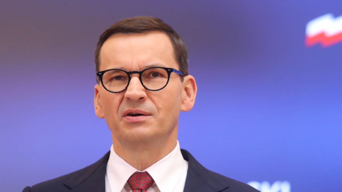 Po latach podkreślania ważności Grupy Wyszehradzkiej, Mateusz Morawiecki zdecydował się opuścić jej szczyt 