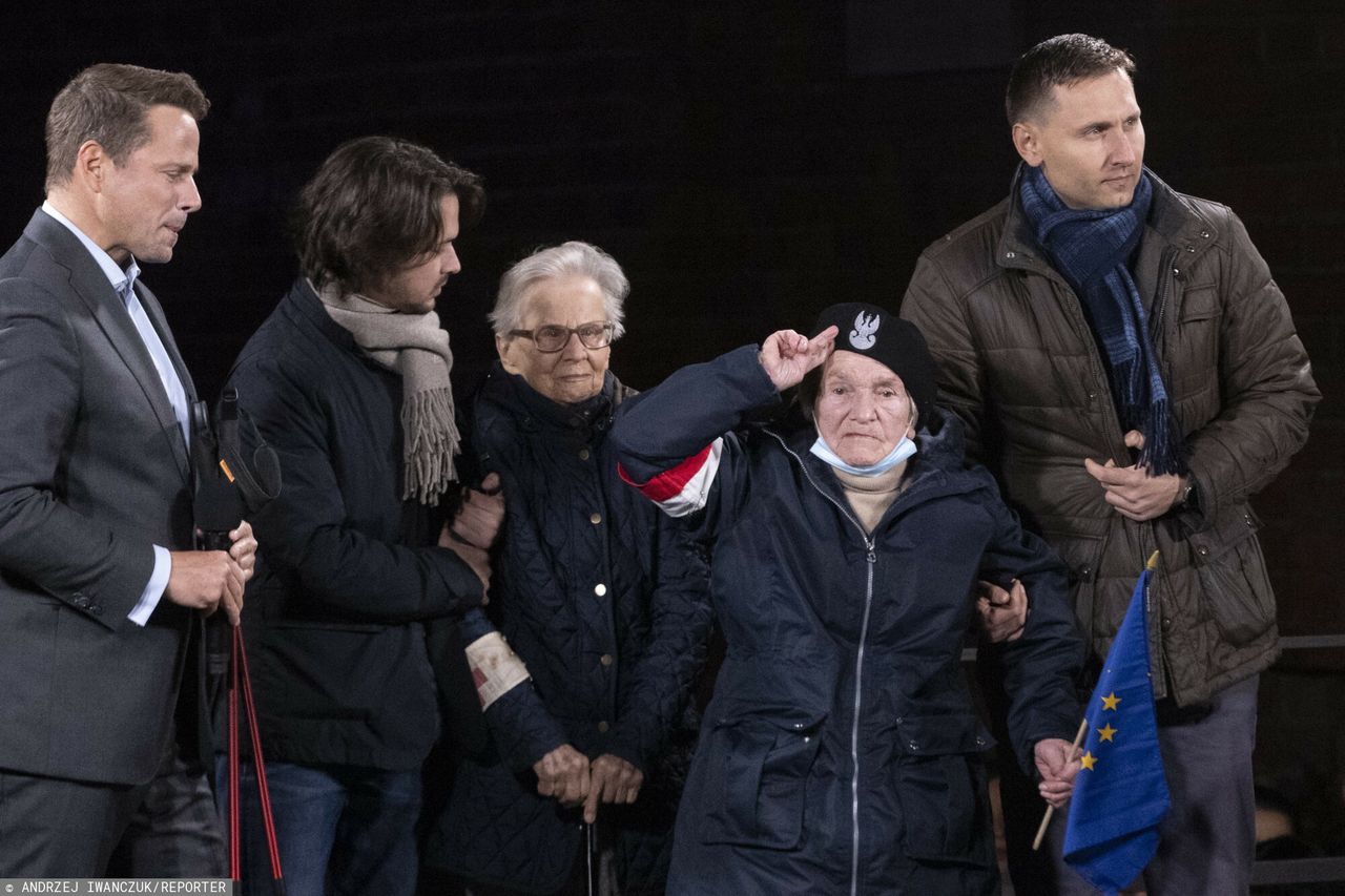 Wanda Traczyk-Stawska 
10.10.2021 Warszawa Demonstracje w obronie obecnosci Polski w Unii Europejskiej 