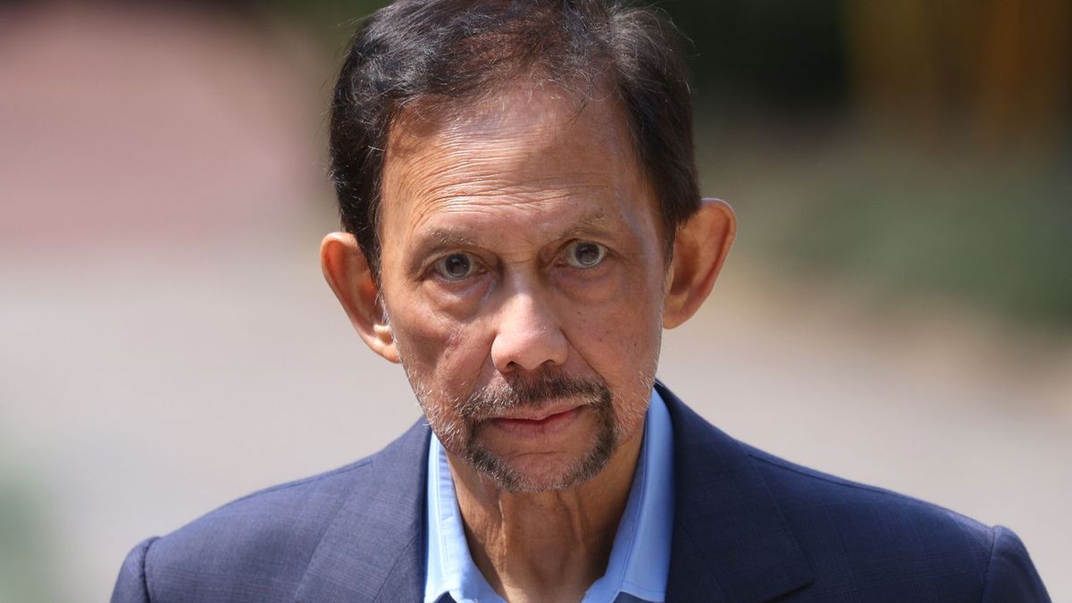 Sułtan Brunei podczas wizyty w Wielkiej Brytanii