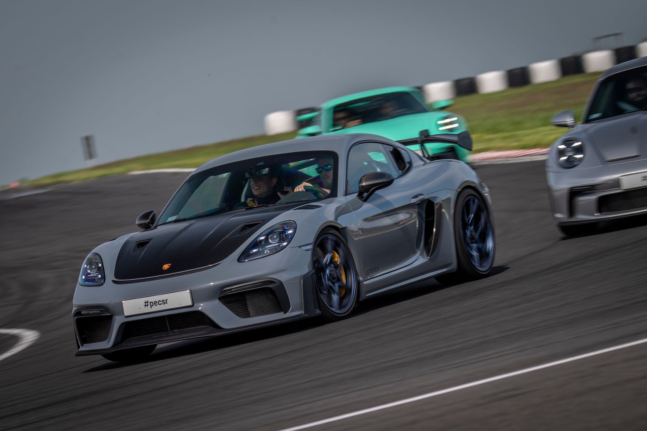 Porsche 718 Cayman GT4 RS (2022)