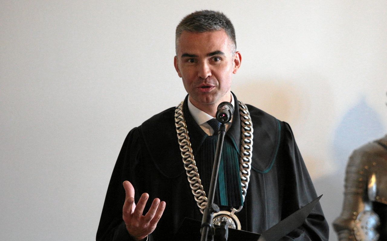 Szef palestry: wniosek posłów do TK to nieudolna próba zamachu na adwokaturę