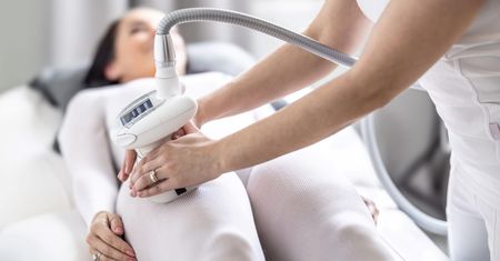 Redukcja tkanki tłuszczowej – lipoliza, endermologia, liposukcja laserowa