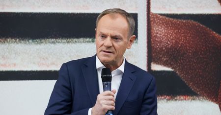 Dwie emerytury Tuska. Tyle dostaje co miesiąc